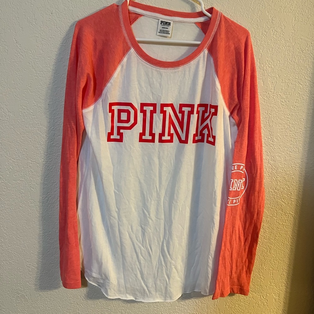 VS PINK Longsleeve Tee